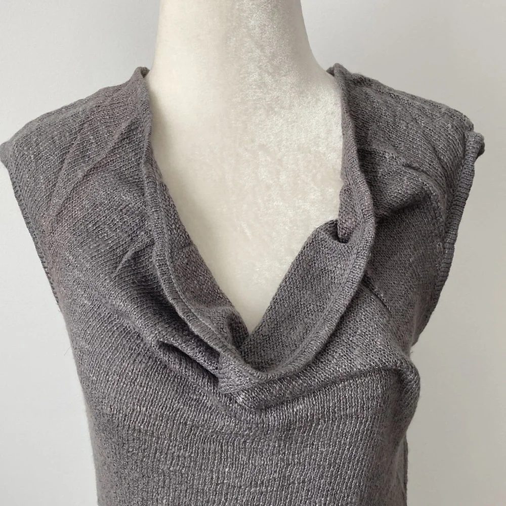 Banana Republic Factory Sleeveless Cowl Neckline Light Sweater - Picture 3 of 7